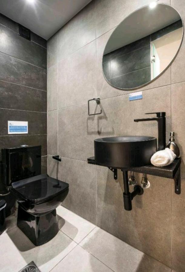 Romantic Jacuzzi Apartment Athen Eksteriør bilde