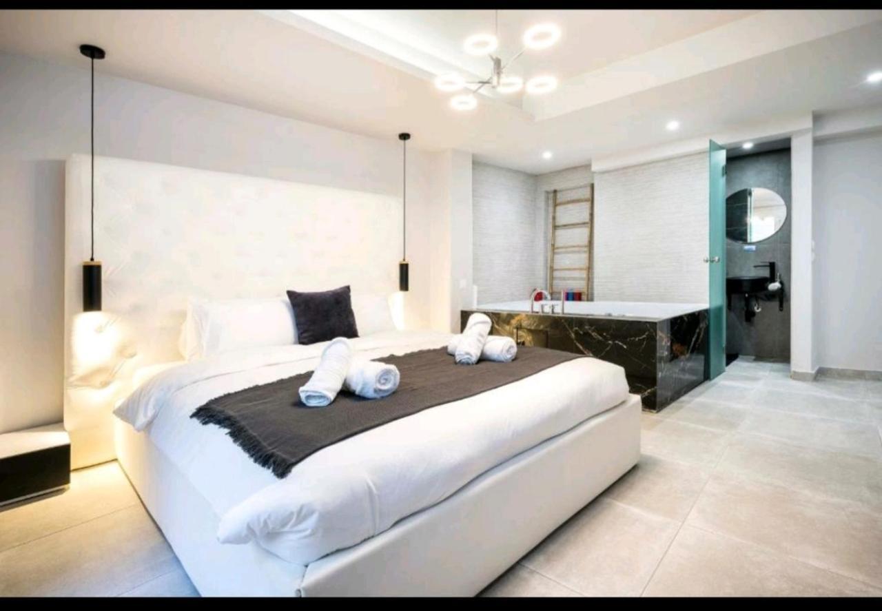 Romantic Jacuzzi Apartment Athen Eksteriør bilde