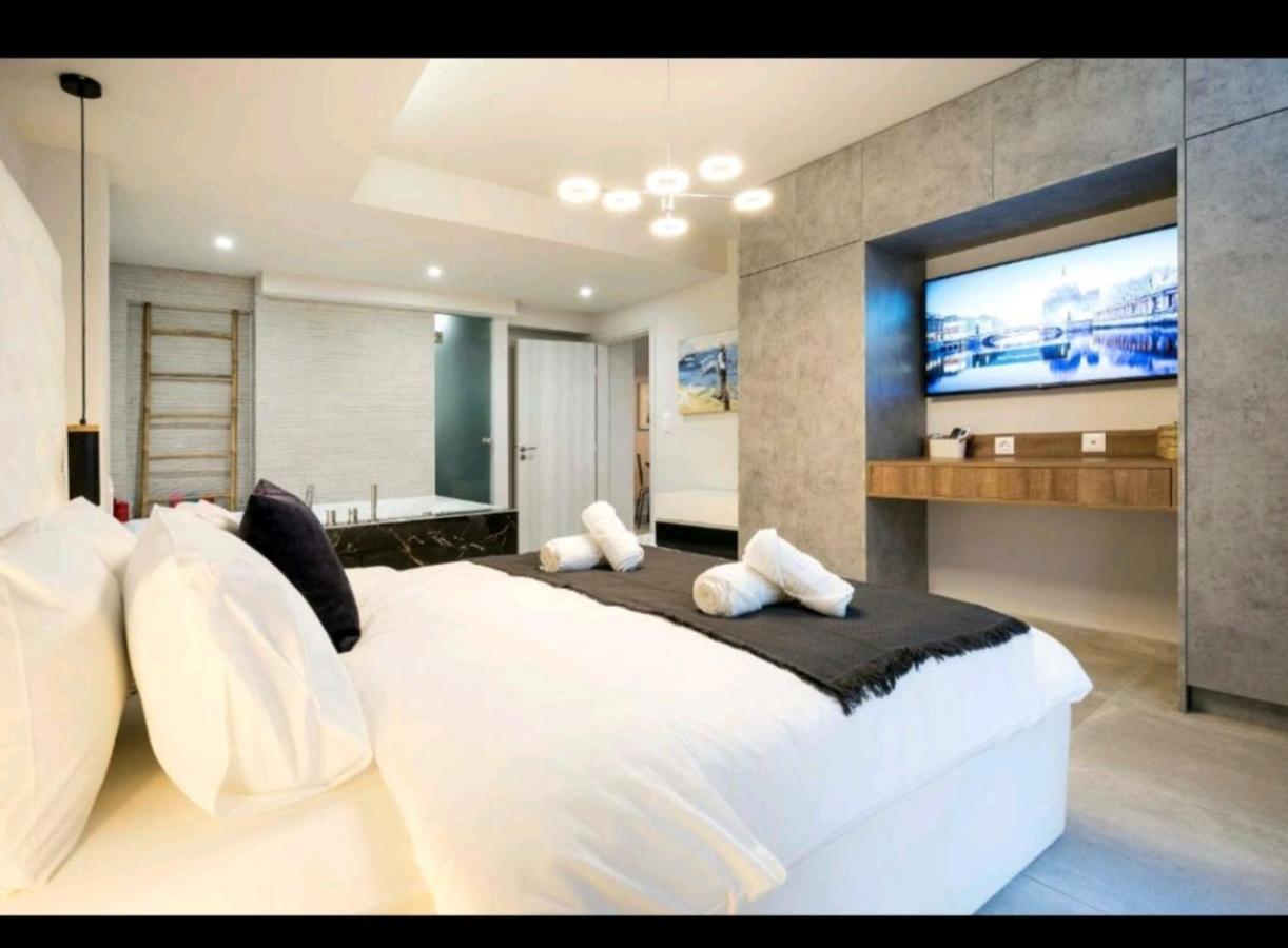 Romantic Jacuzzi Apartment Athen Eksteriør bilde