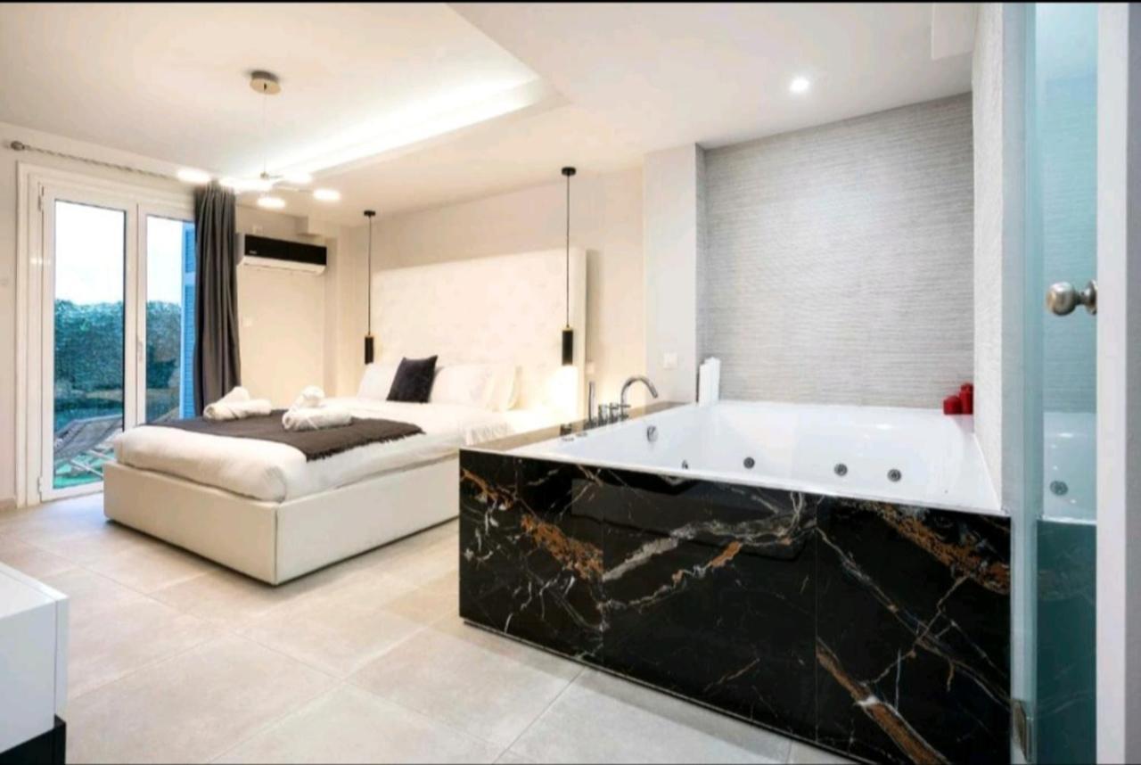 Romantic Jacuzzi Apartment Athen Eksteriør bilde
